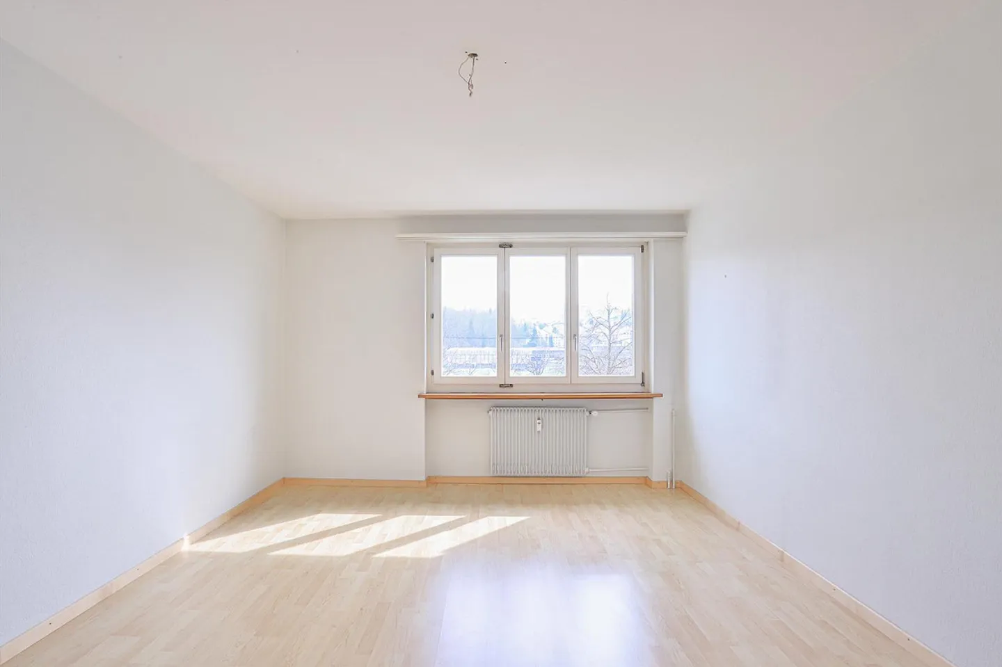 Living in a central location - Photo 5 of 10