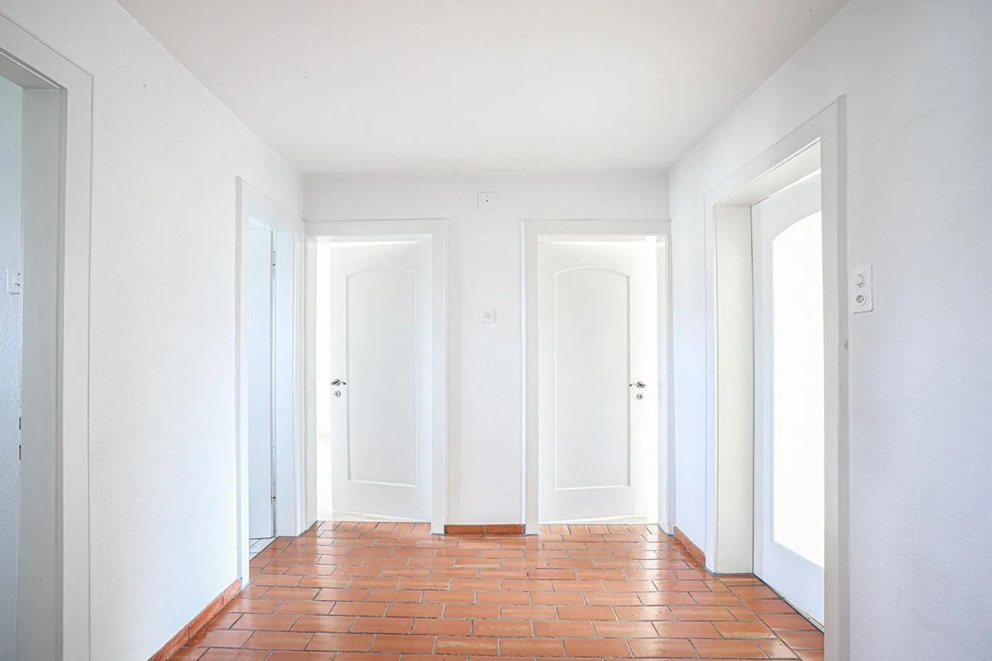 Living in a central location - Photo 6 of 10