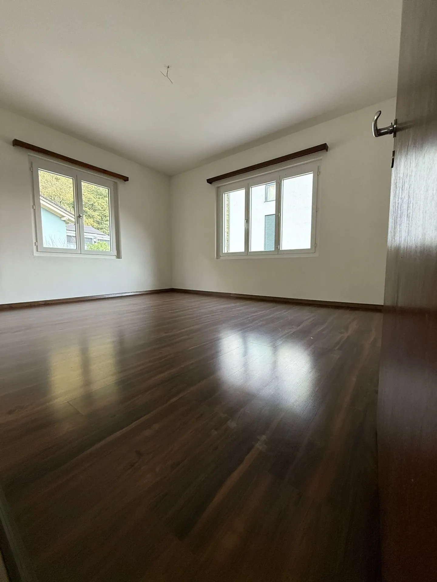 Maison individuelle élégante avec 4,5 pièces et vue sur la montagne à Pollegio - Photo 8 sur 13