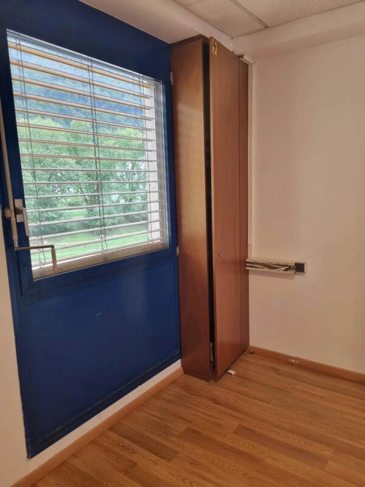 Offices for rent - Photo 5 of 18