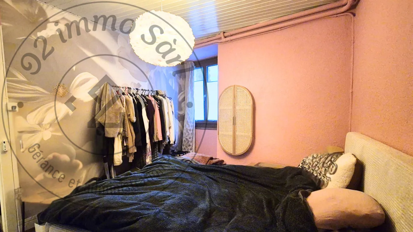 Vivere e creare nel cuore della Bassa Città - 2,5 stanze con laboratorio - Foto 8 di 14