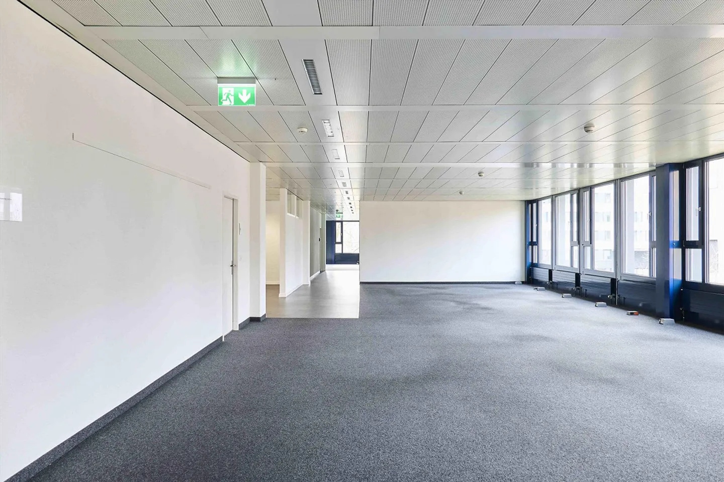 Stylish, developed office in Murifeld - Photo 4 of 13
