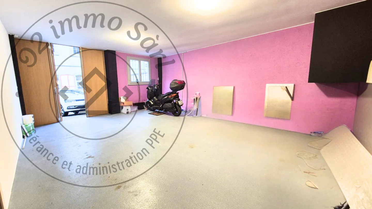 Vivere e creare nel cuore della Bassa Città - 2,5 stanze con laboratorio - Foto 13 di 14