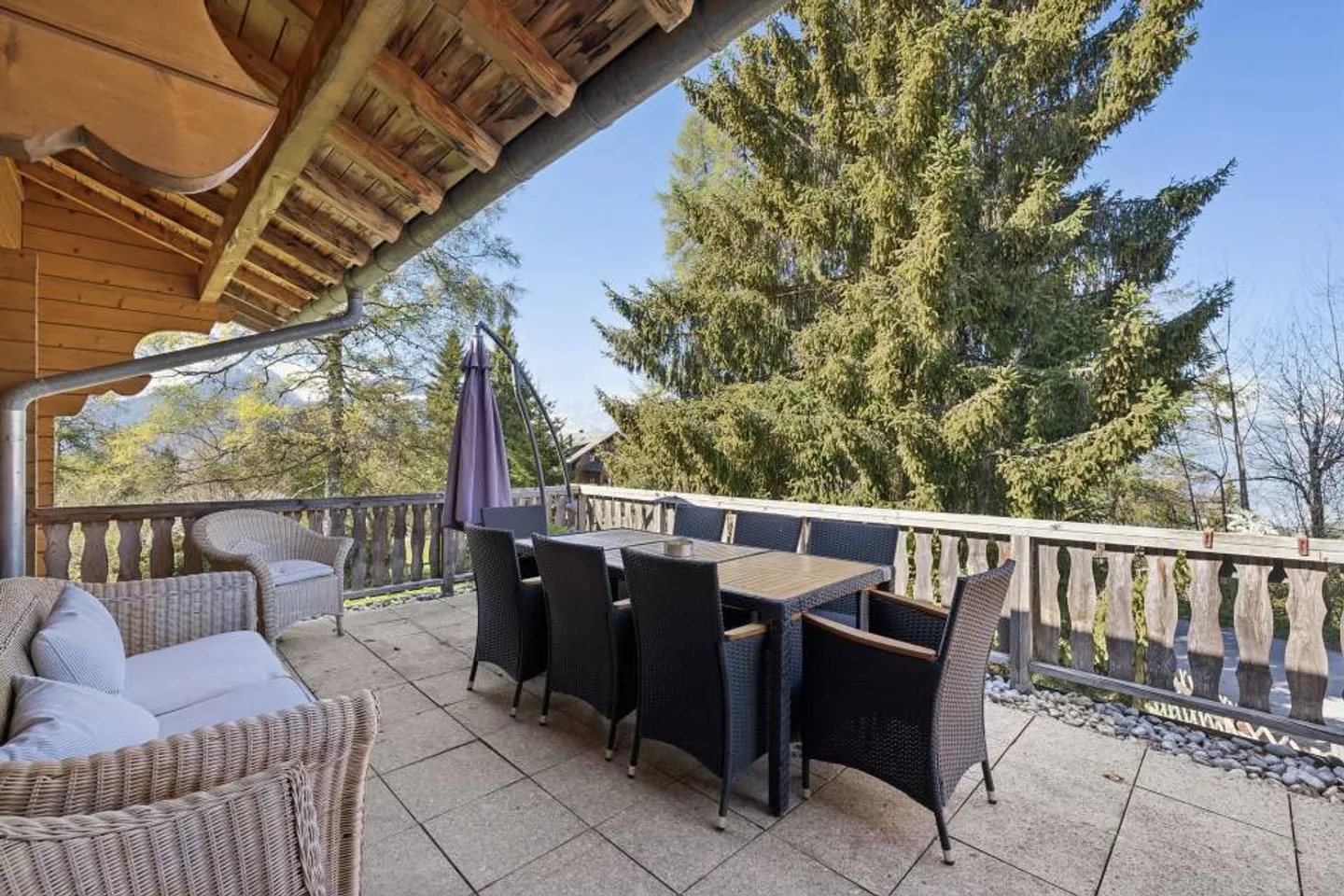 Familienchalet und 3,5-Zimmer-Wohnung, Barboleuse, Nahe Verkehrsanbindungen - Foto 5 von 11