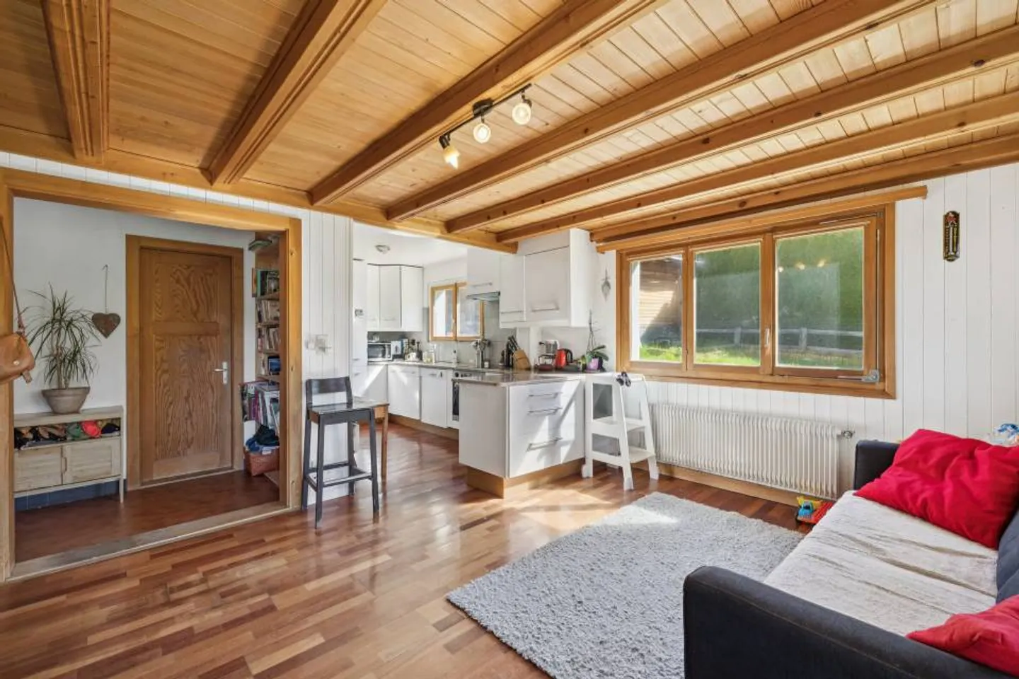 Familienchalet und 3,5-Zimmer-Wohnung, Barboleuse, Nahe Verkehrsanbindungen - Foto 10 von 11