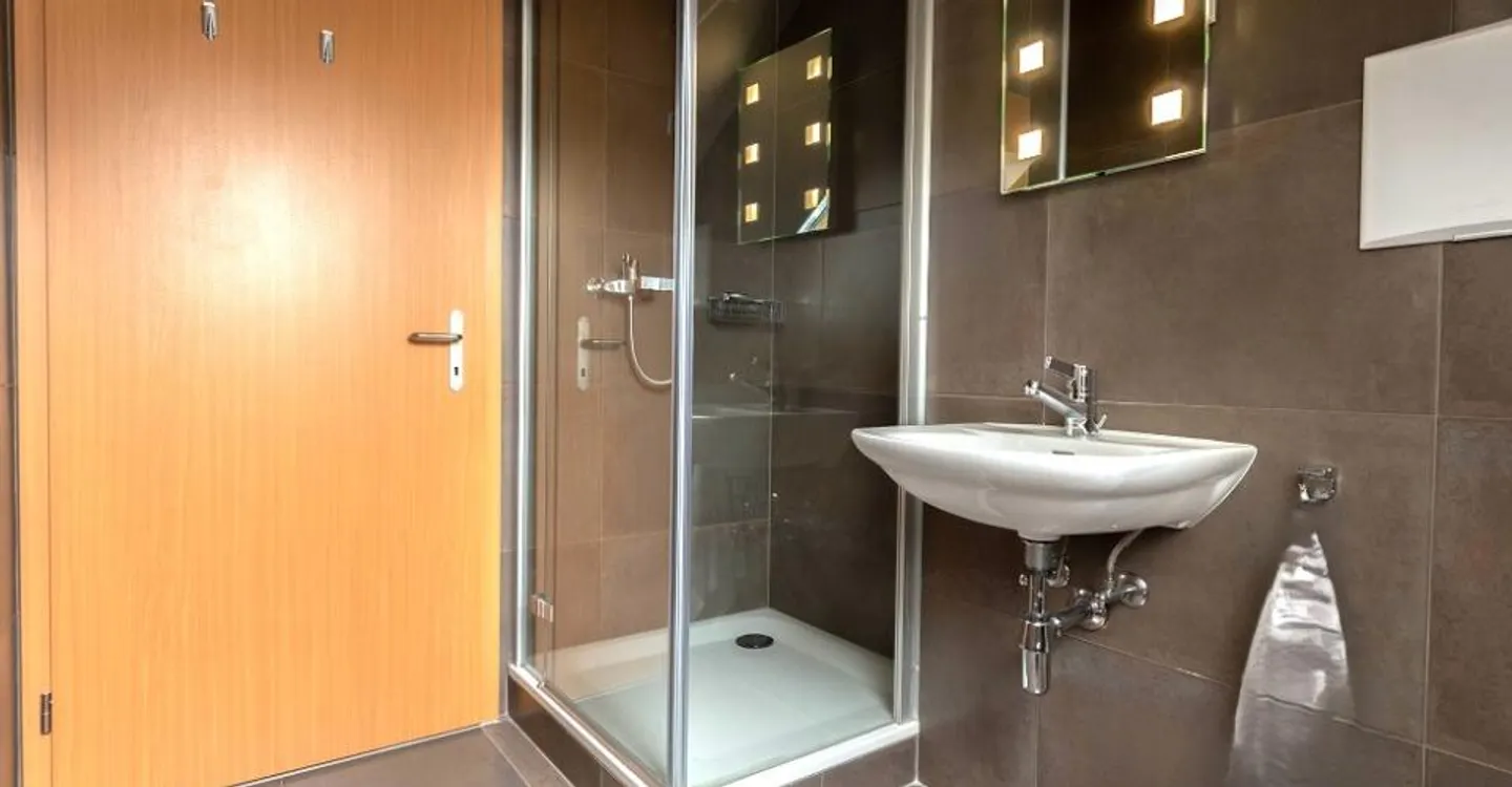 Magnificent penthouse apartment with 4.5 rooms in Saint-Cergue - Photo 7 of 13