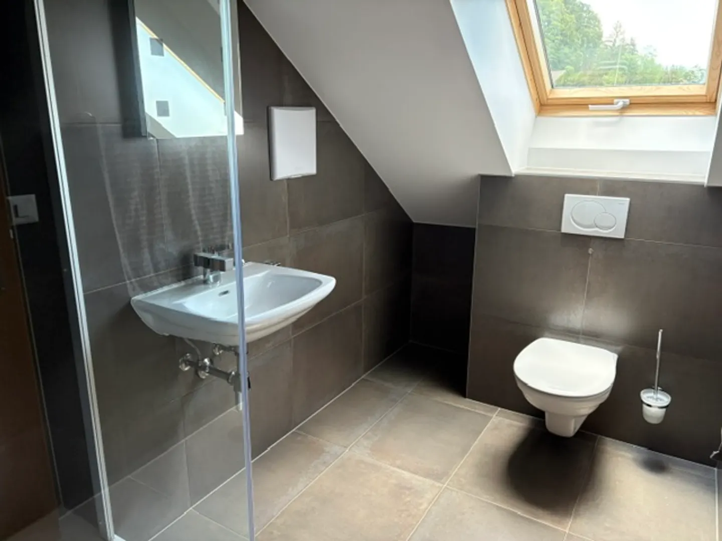 Magnificent penthouse apartment with 4.5 rooms in Saint-Cergue - Photo 10 of 13