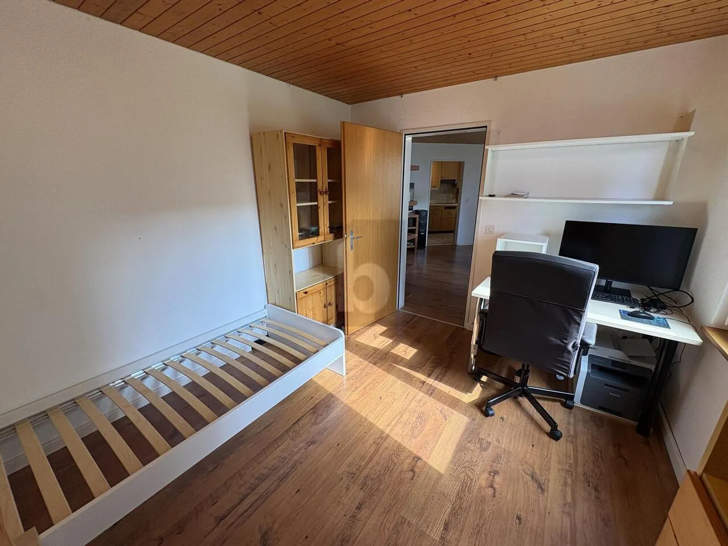 Appartement spacieux avec vue verte - Photo 5 sur 6