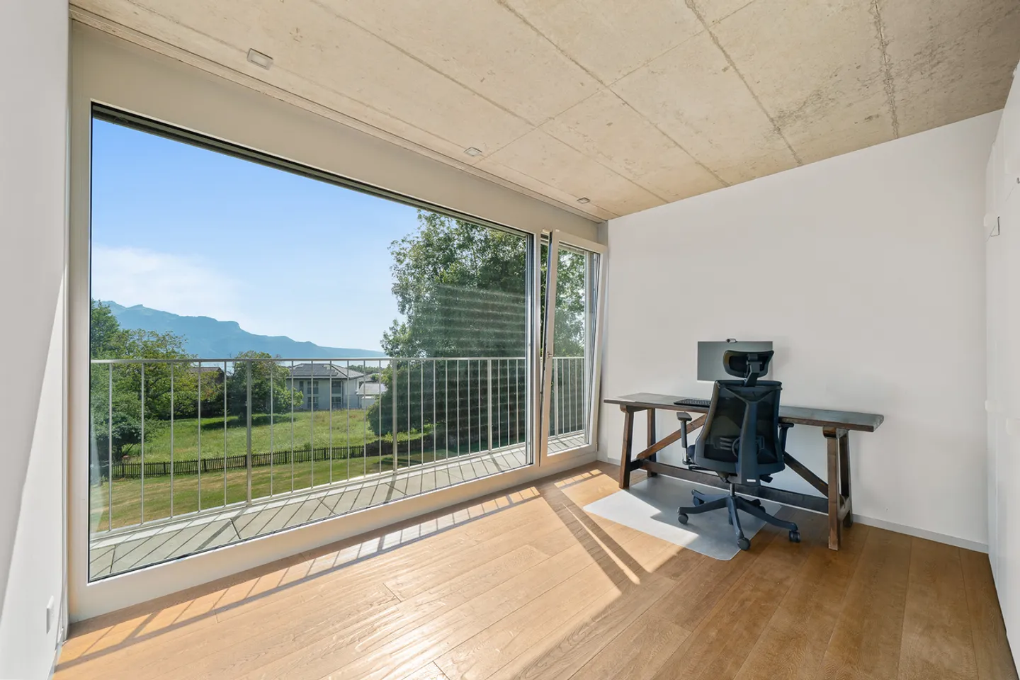 Elegante Villa mit Alpenblick - Foto 4 von 8