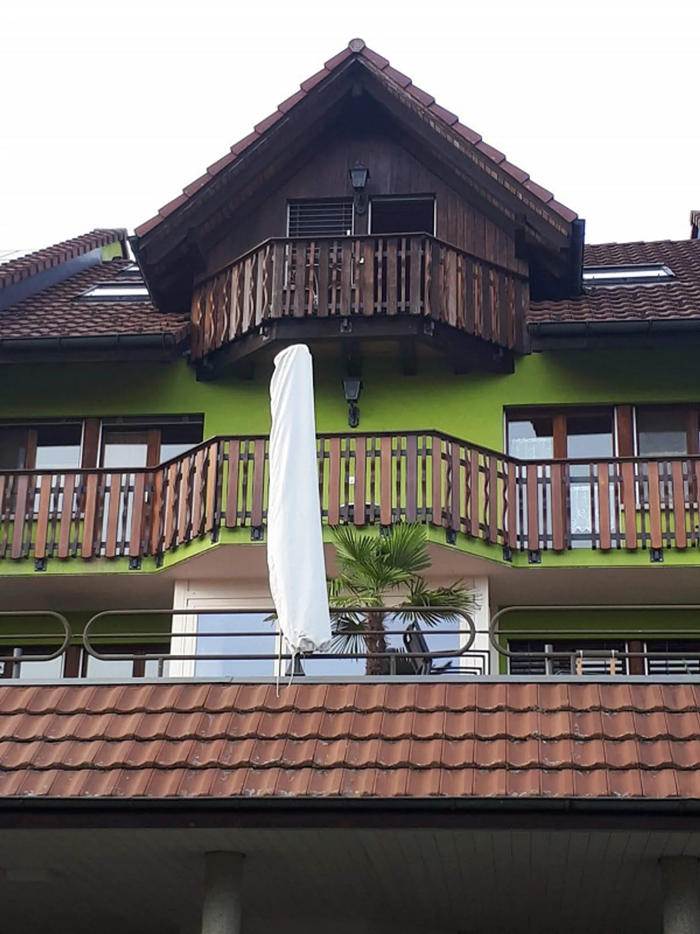 Attic apartment in Schötz - Photo 1 of 7