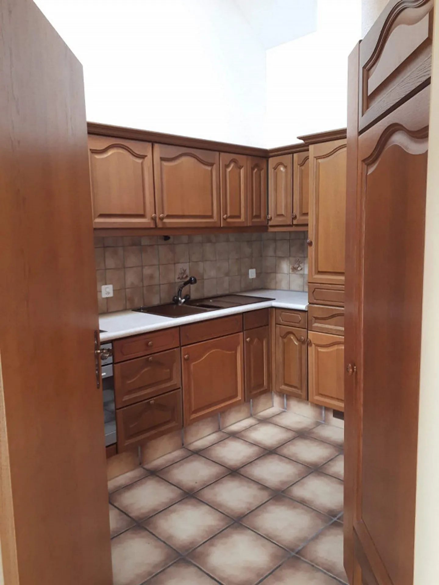 Attic apartment in Schötz - Photo 4 of 7