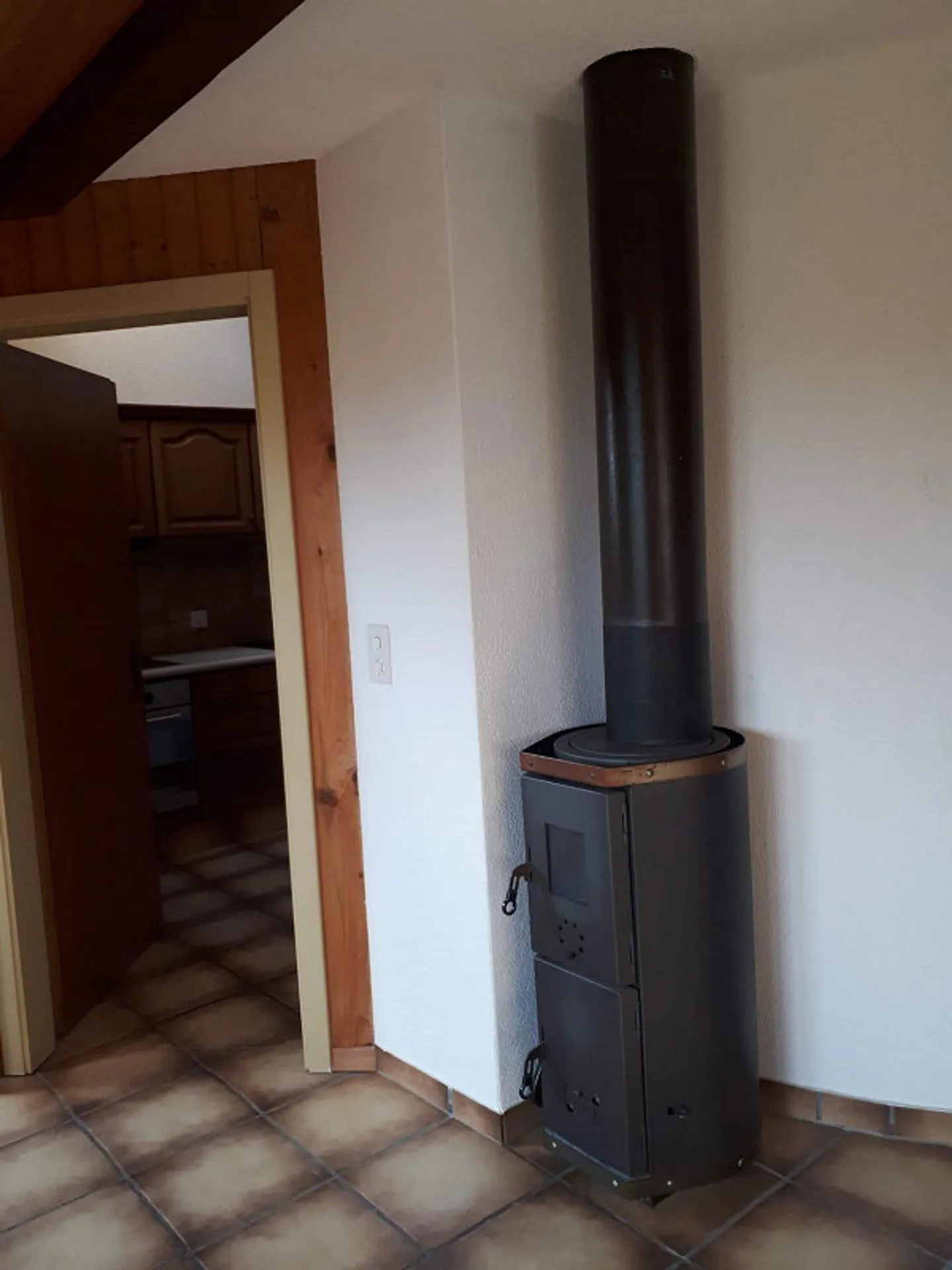 Attic apartment in Schötz - Photo 5 of 7