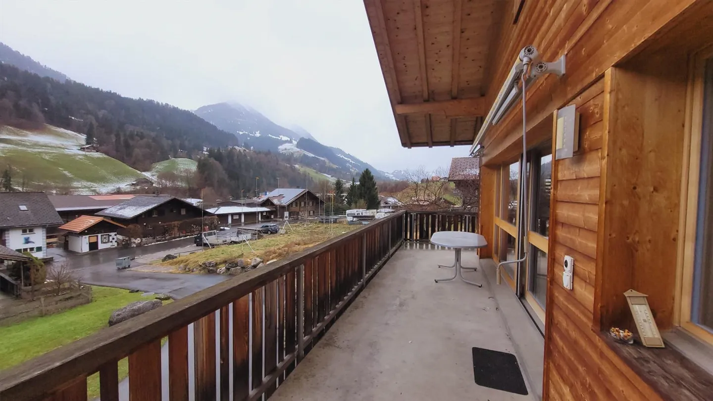 Bellissimo appartamento 4.5 stanze quasi nuovo - Foto 7 di 7