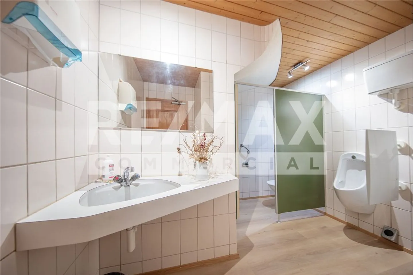 Interessante Liegenschaft "Alpenblick" mit Potential für eine vielfältige touristische Nutzung - Foto 10 di 13