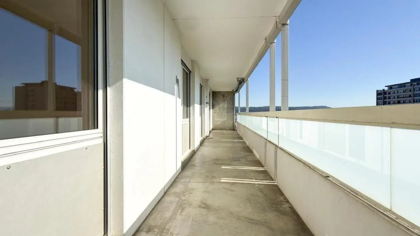 3.5-room apartment with balcony - Photo 7 of 7