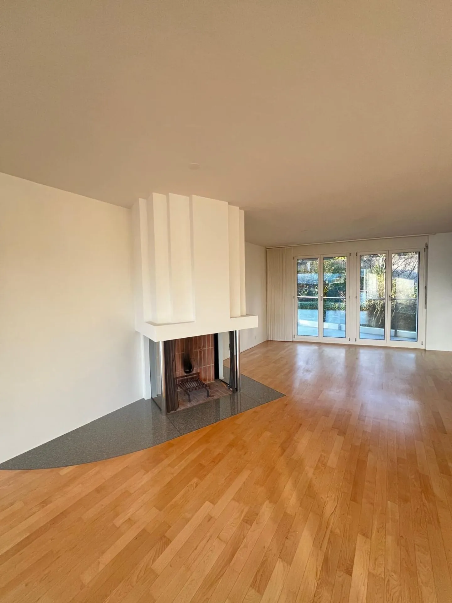 4.5-Zimmerwohnung mit traumhafter Seesicht in Oberrieden - Foto 4 von 13