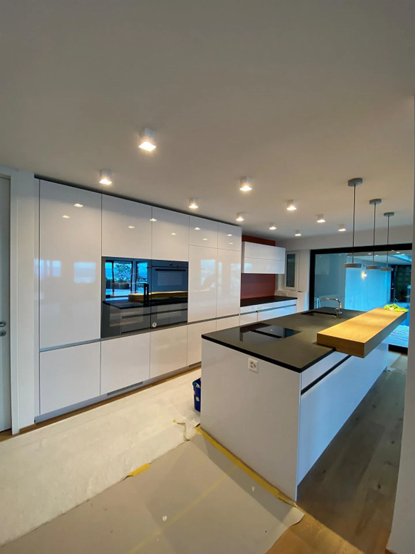 Appartement exclusif de 5½ pièces avec vue sur le lac, terrasse et piscine - Zug - Photo 1 sur 3