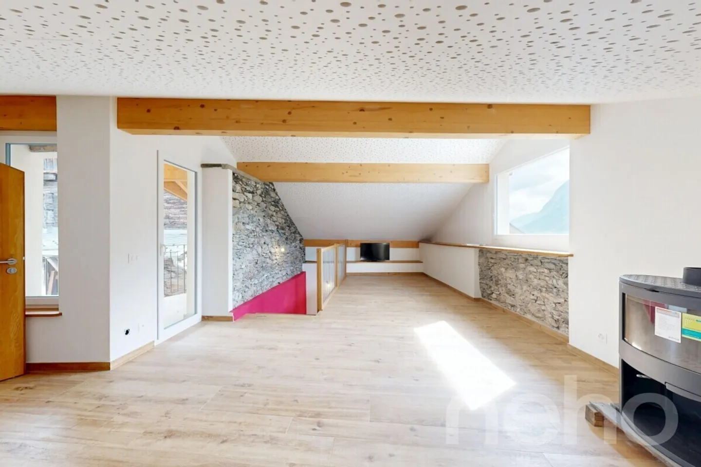 Magnificent renovated detached house with charm? Muraz / Sierre - Photo 4 of 12