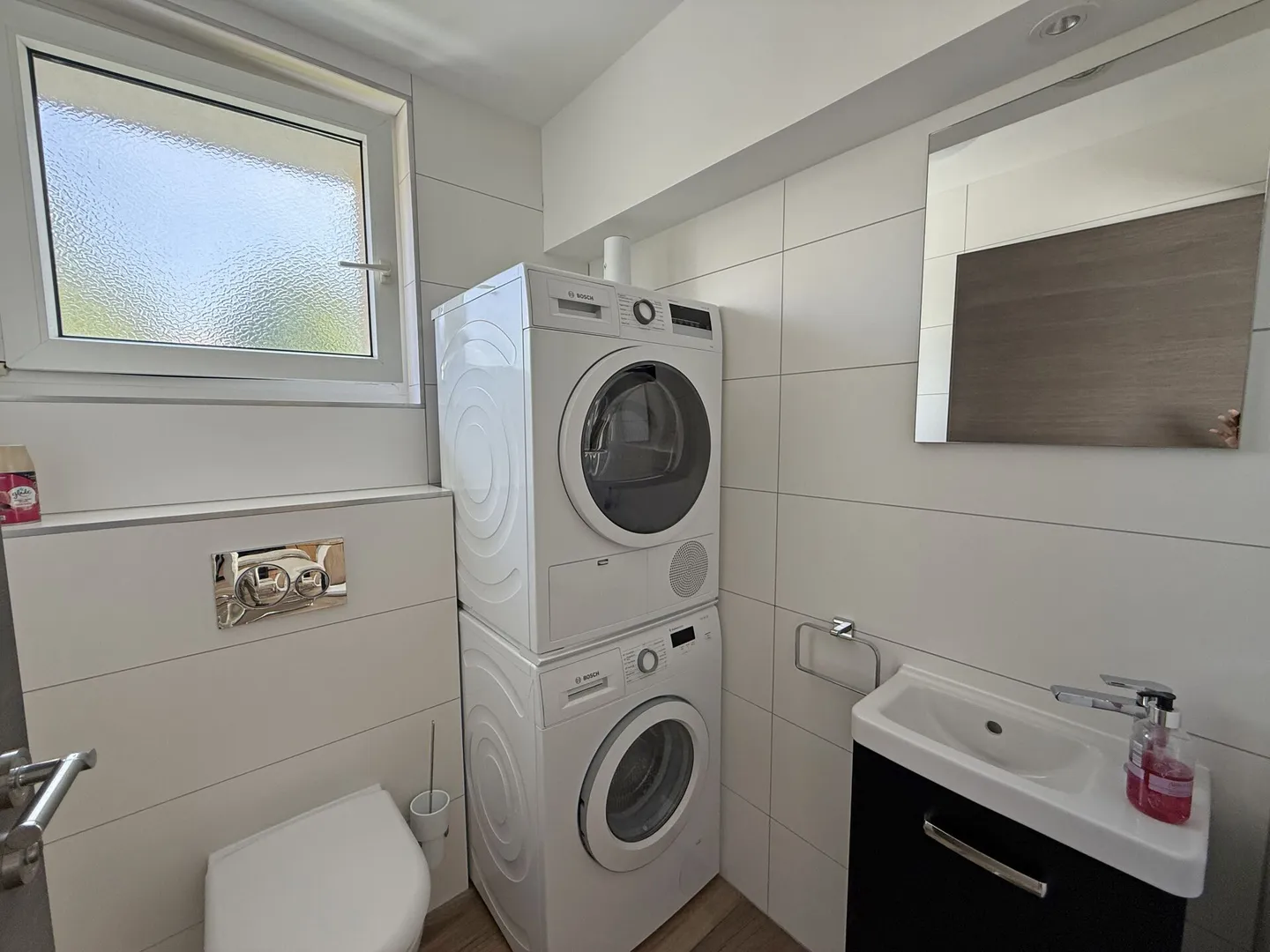 Moderno appartamento attico di 2,5 stanze - Foto 4 di 10