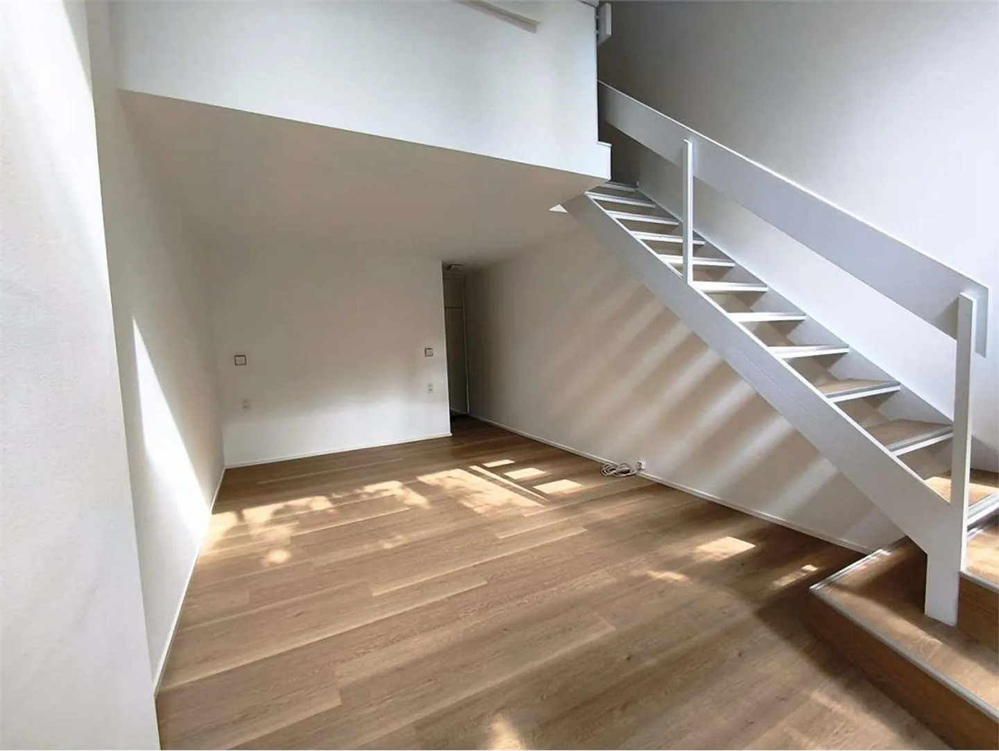 Lugano Centro (Via Cantonale) - Elegant 47 sqm Duplex with Garden - Photo 1 of 4