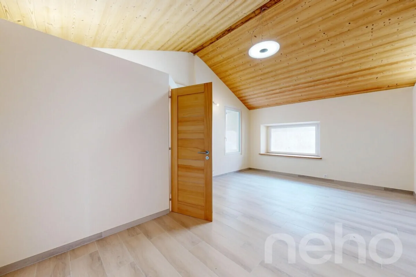 Magnificent renovated detached house with charm? Muraz / Sierre - Photo 10 of 12