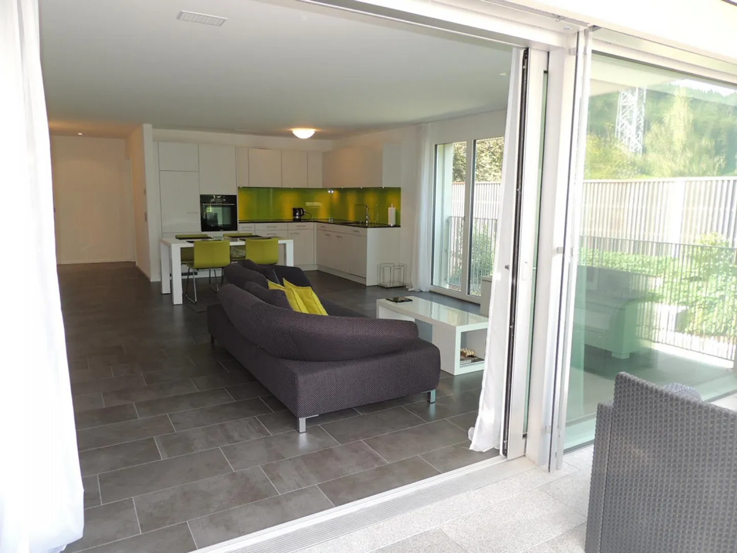 Appartamento 4½ locali 113 m² con balcone – Minergie – 10 min. Aeroporto di Zurigo - Foto 1 di 13