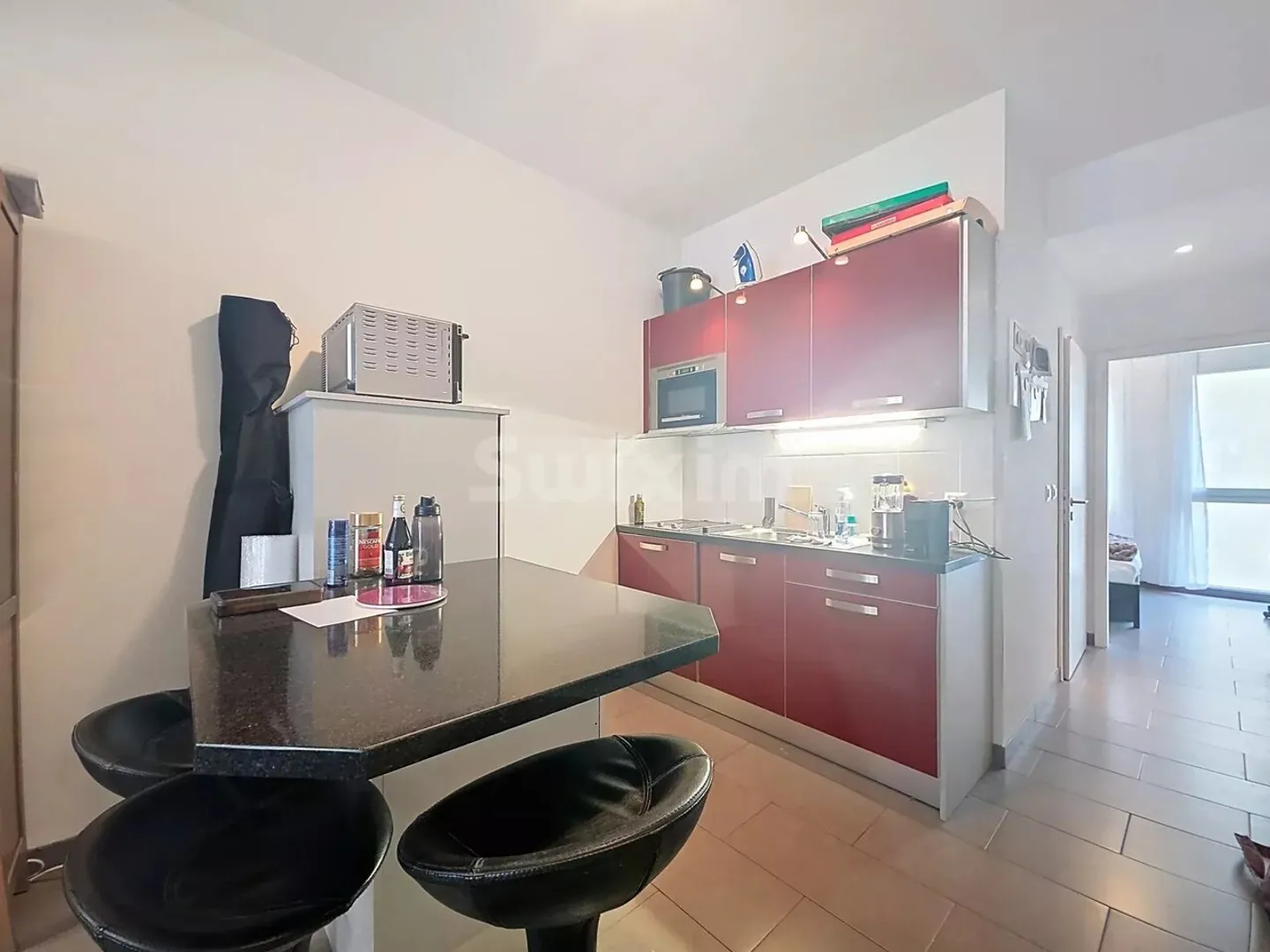 Appartement agréable de 2,5 pièces avec passage dans le hyper centre - Photo 3 sur 5