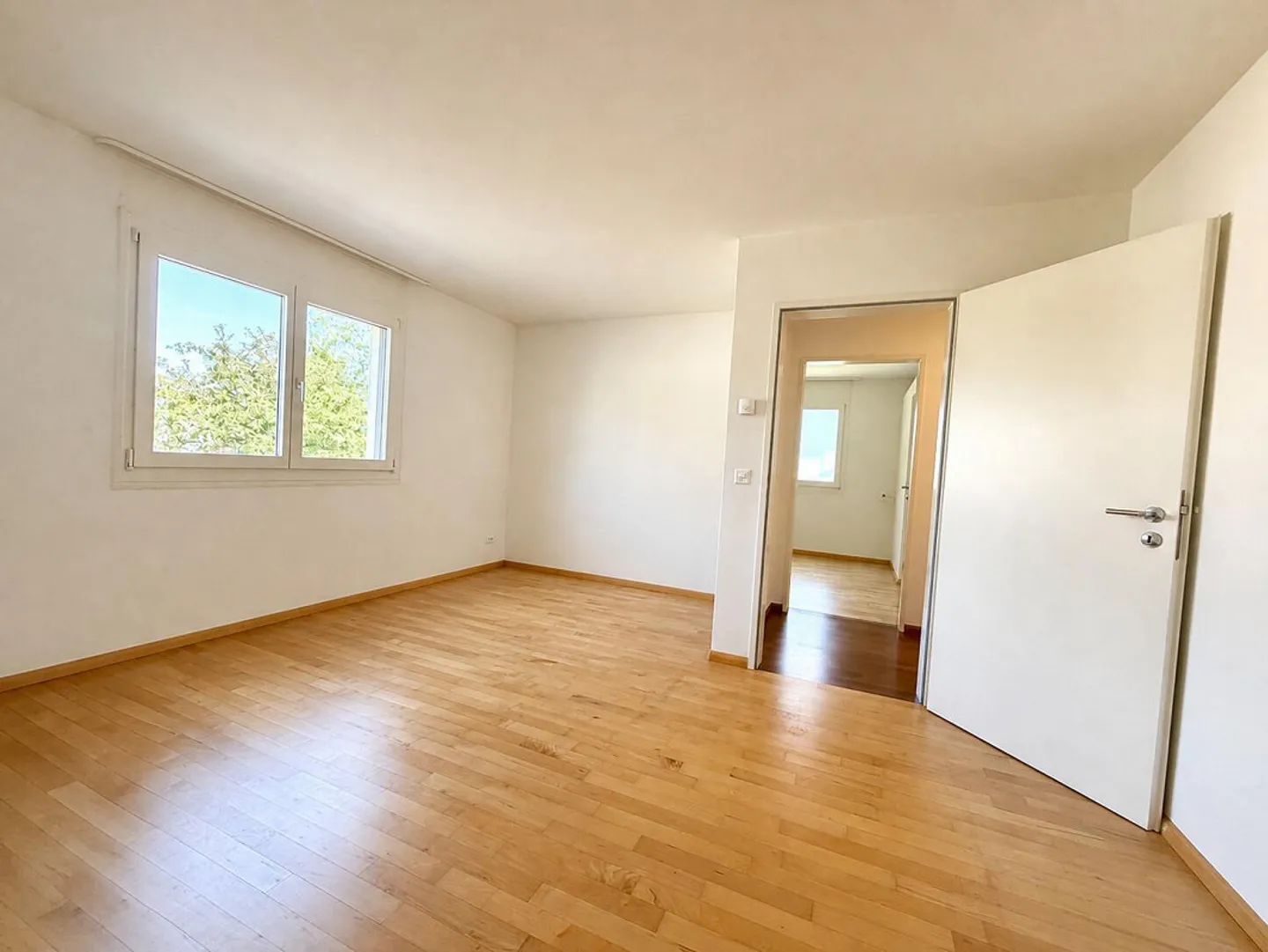 De haute qualité, parfait pour le bureau à domicile dans le meilleur emplacement - Photo 6 sur 10