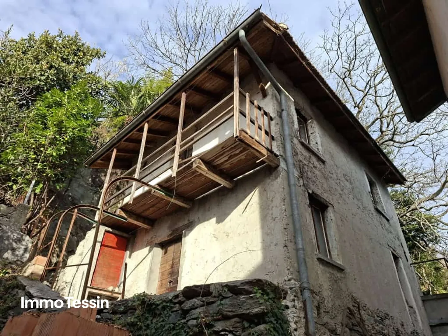 Charmantes Tessinerhaus mit Atelier - Foto 4 von 11