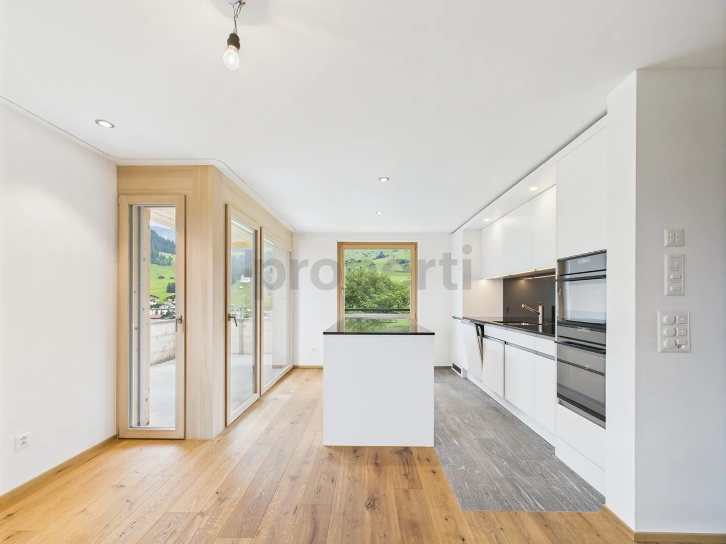 Beautiful 5.5-room maisonette new apartment with mountain and lake view - Photo 2 of 12