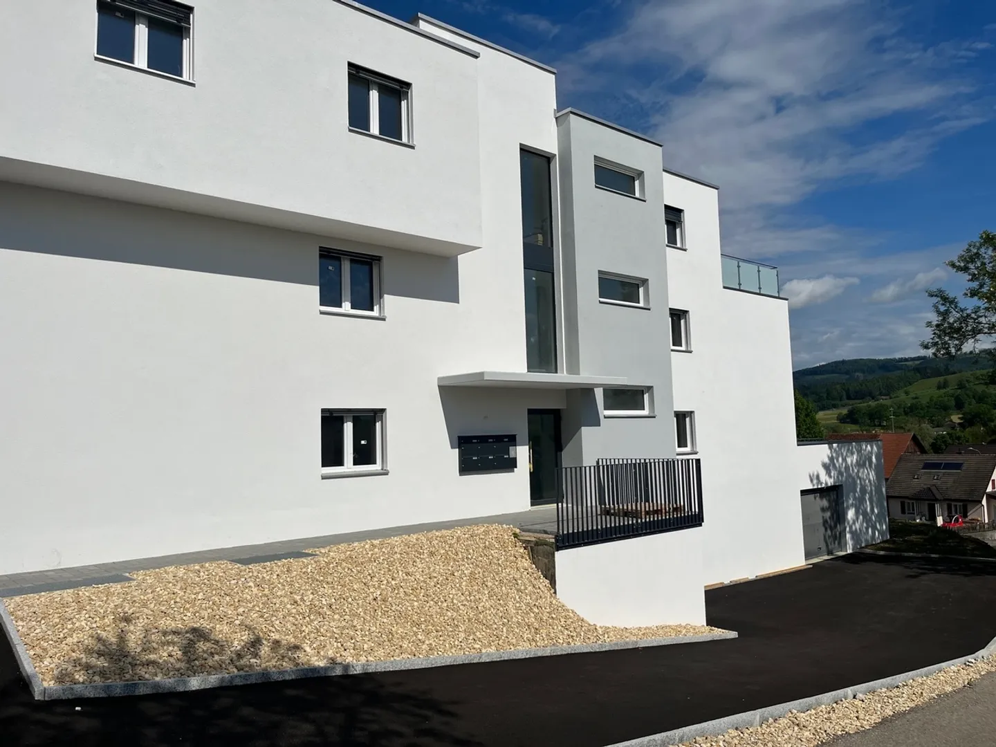 Appartamento attico con 3,5 locali, 103m2 e un balcone di 24,1m2 - Foto 1 di 6