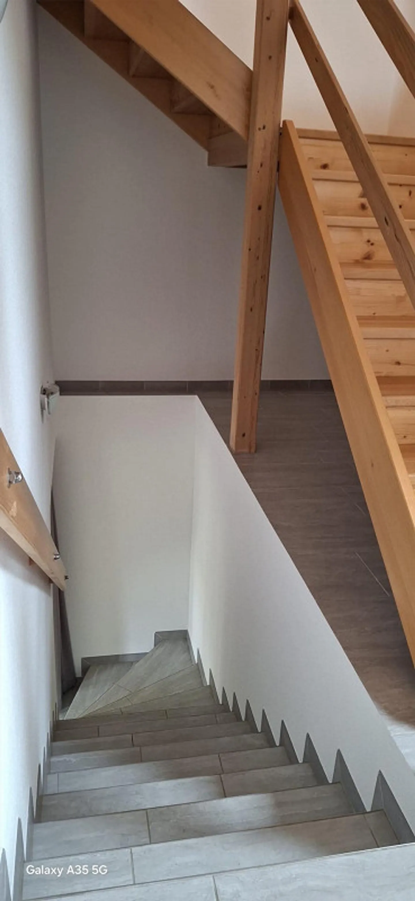 2.5 Room Maisonette Apartment (77m2) with Private Garden Seating Area - Photo 9 of 28