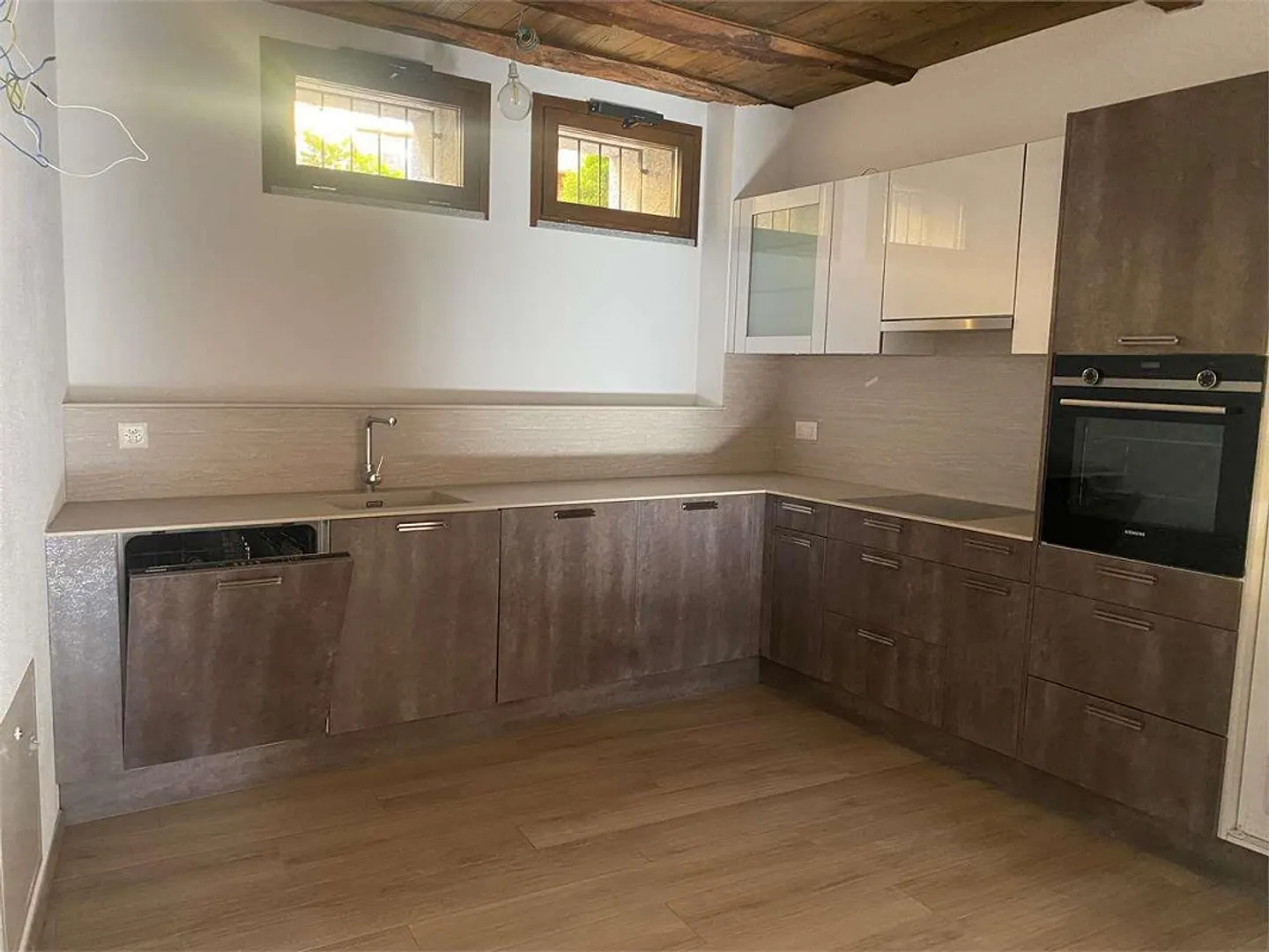 Charakteristische Origlio 3,5-Zimmer-Wohnung mit Innenhof - Foto 8 von 13