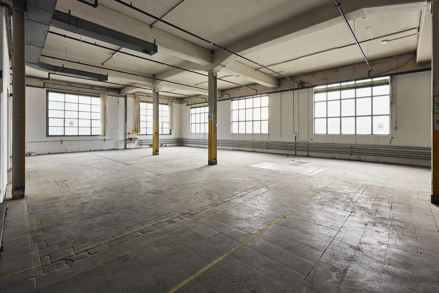 Industrielle Fläche in Biberist - Foto 1 von 9