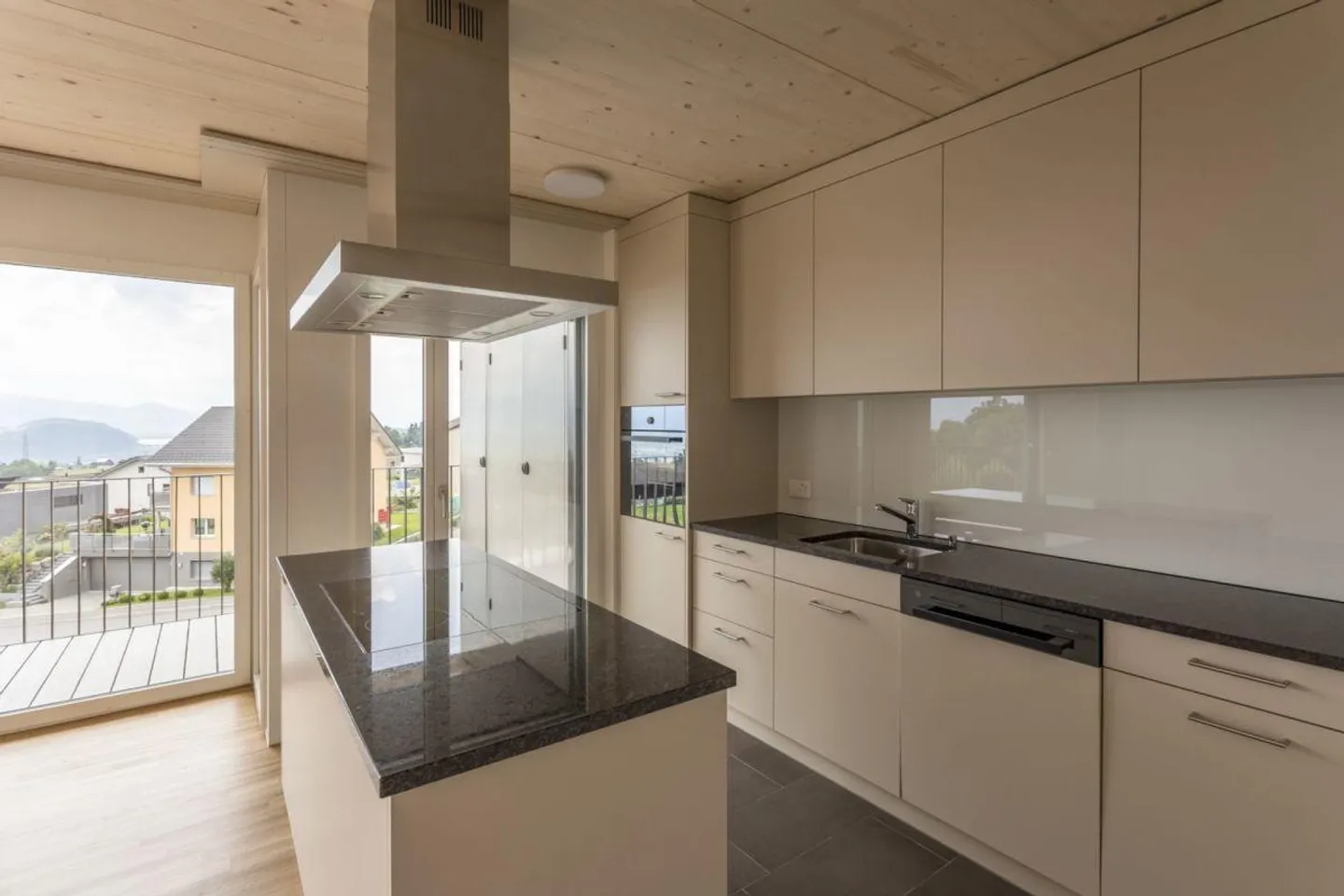 4.5-Zimmer-Wohnung mit fantastischer Aussicht (A3) - Photo 3 sur 12