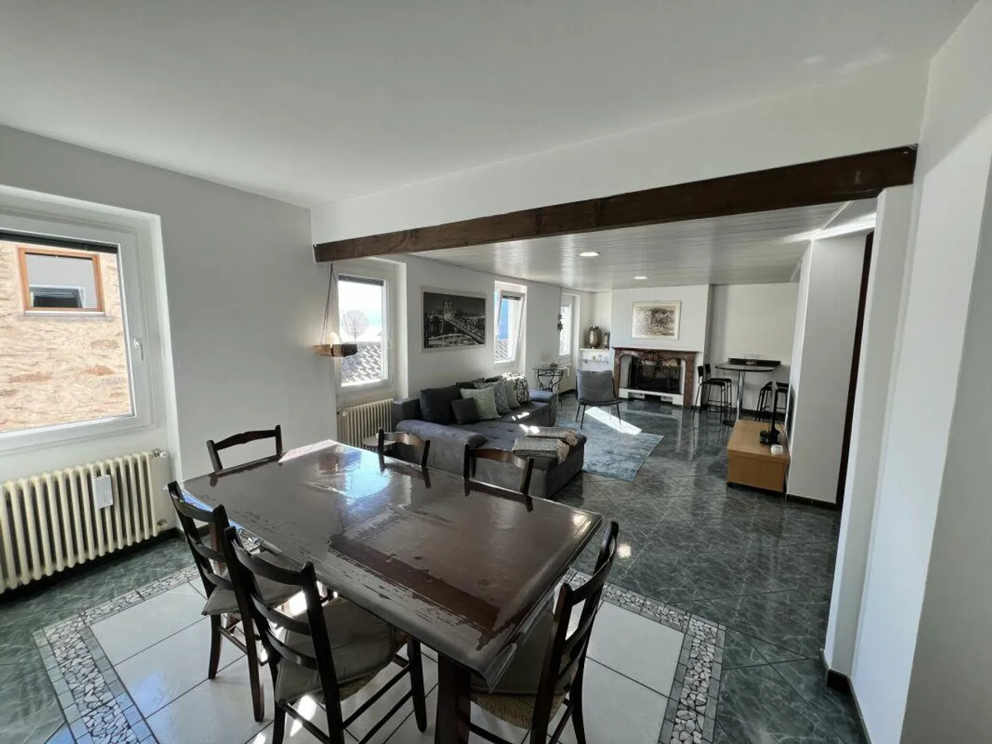 Bella casa bifamiliare di 5,5 stanze (3,5 + 3,5) - Foto 2 di 20