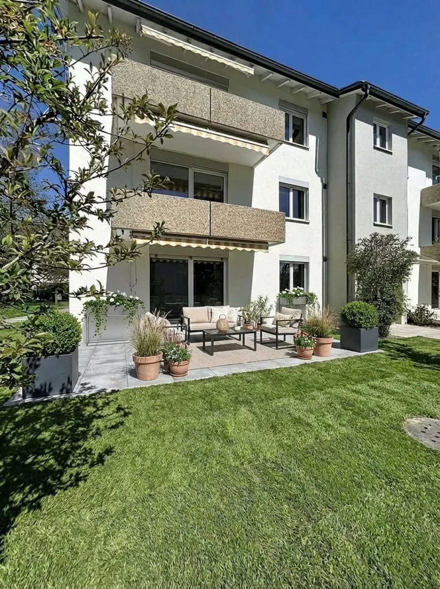 Sehr schöne renovierte 3,5-Zimmer-Wohnung mit Garten - Foto 3 von 7