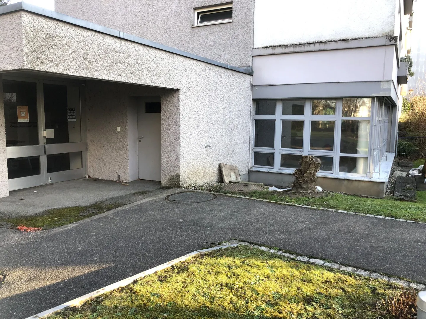 Espace commercial intéressant pour groupes de jeux, bureau/espace de pratique, espaces de travail créatifs - Photo 4 sur 6