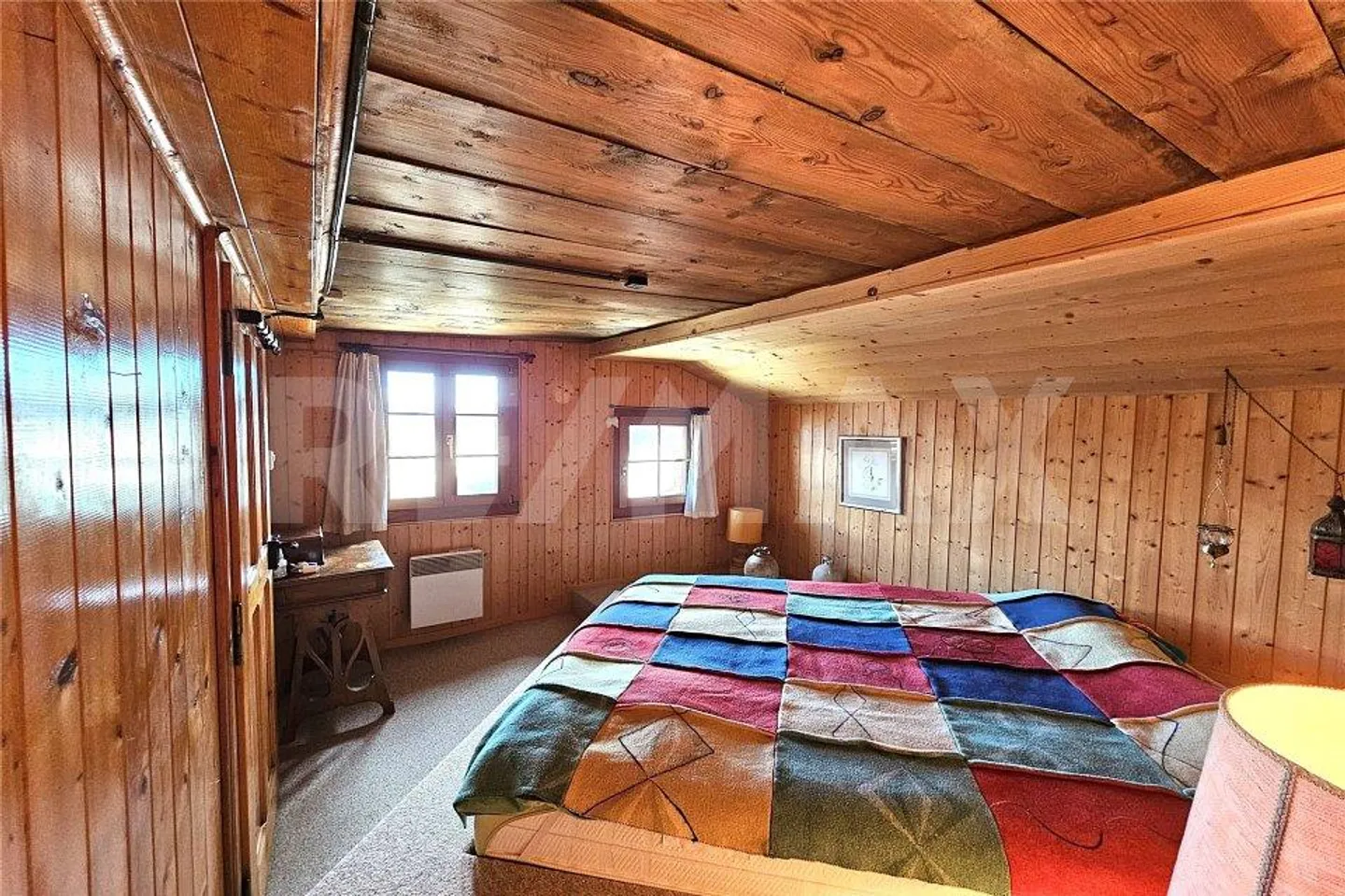 Tradizione e fascino: casa bifamiliare storica nel vecchio centro del villaggio - Foto 11 di 13