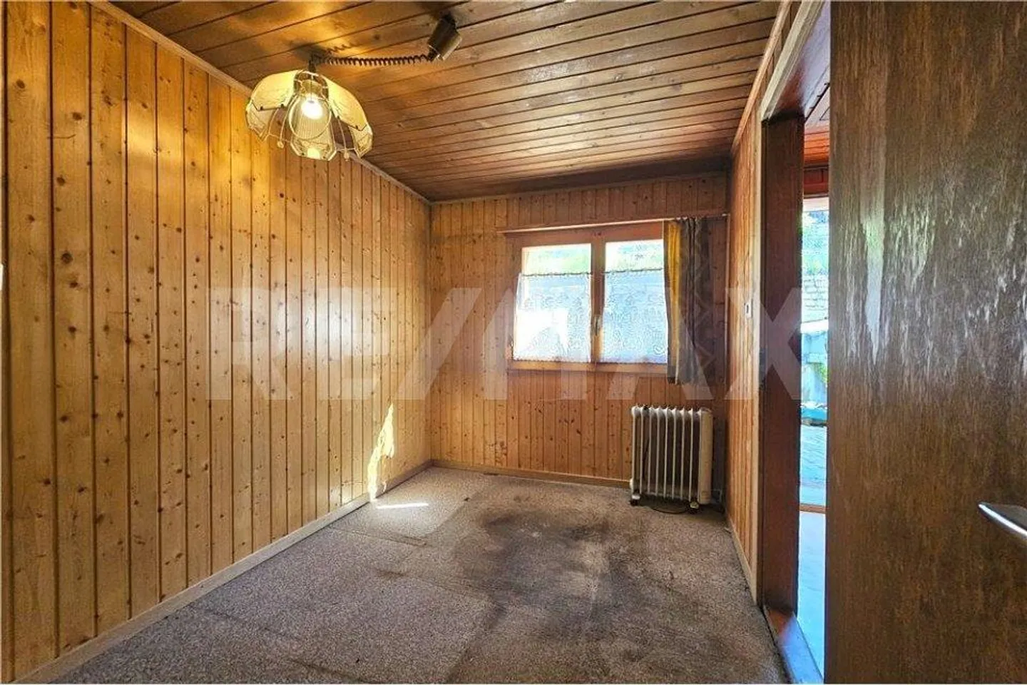 Tradizione e fascino: casa bifamiliare storica nel vecchio centro del villaggio - Foto 13 di 13