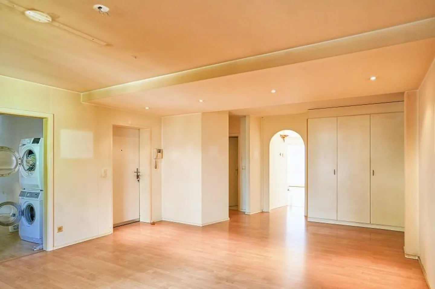 Appartement loft de 6 1/2 pièces au 1er étage dans un emplacement central - Photo 8 sur 26