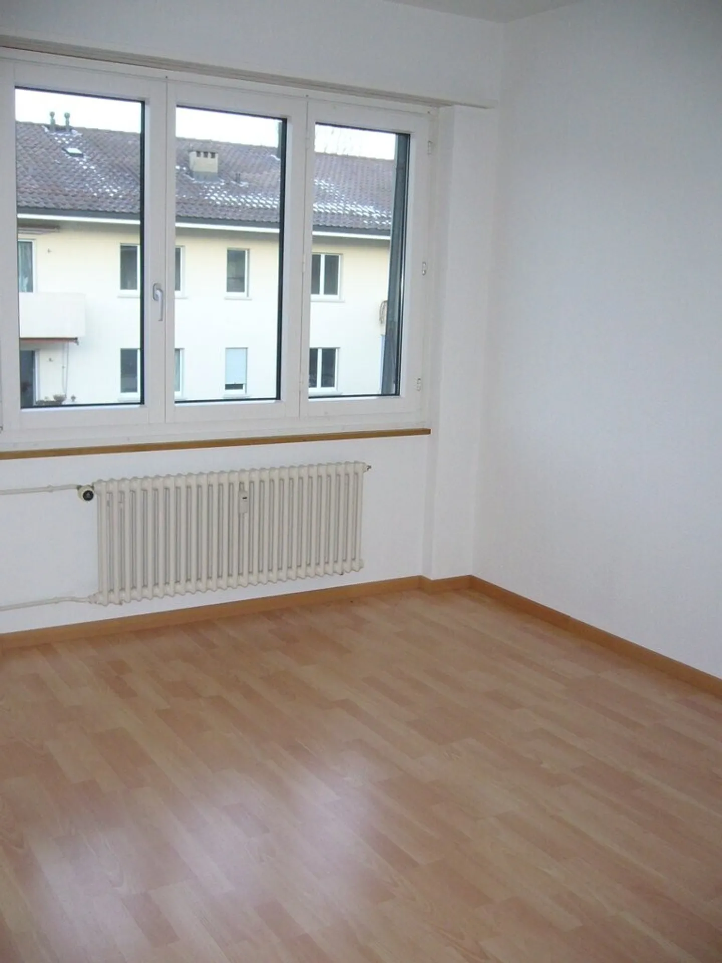 Un Début d'Appartement Heureux - Photo 4 sur 9