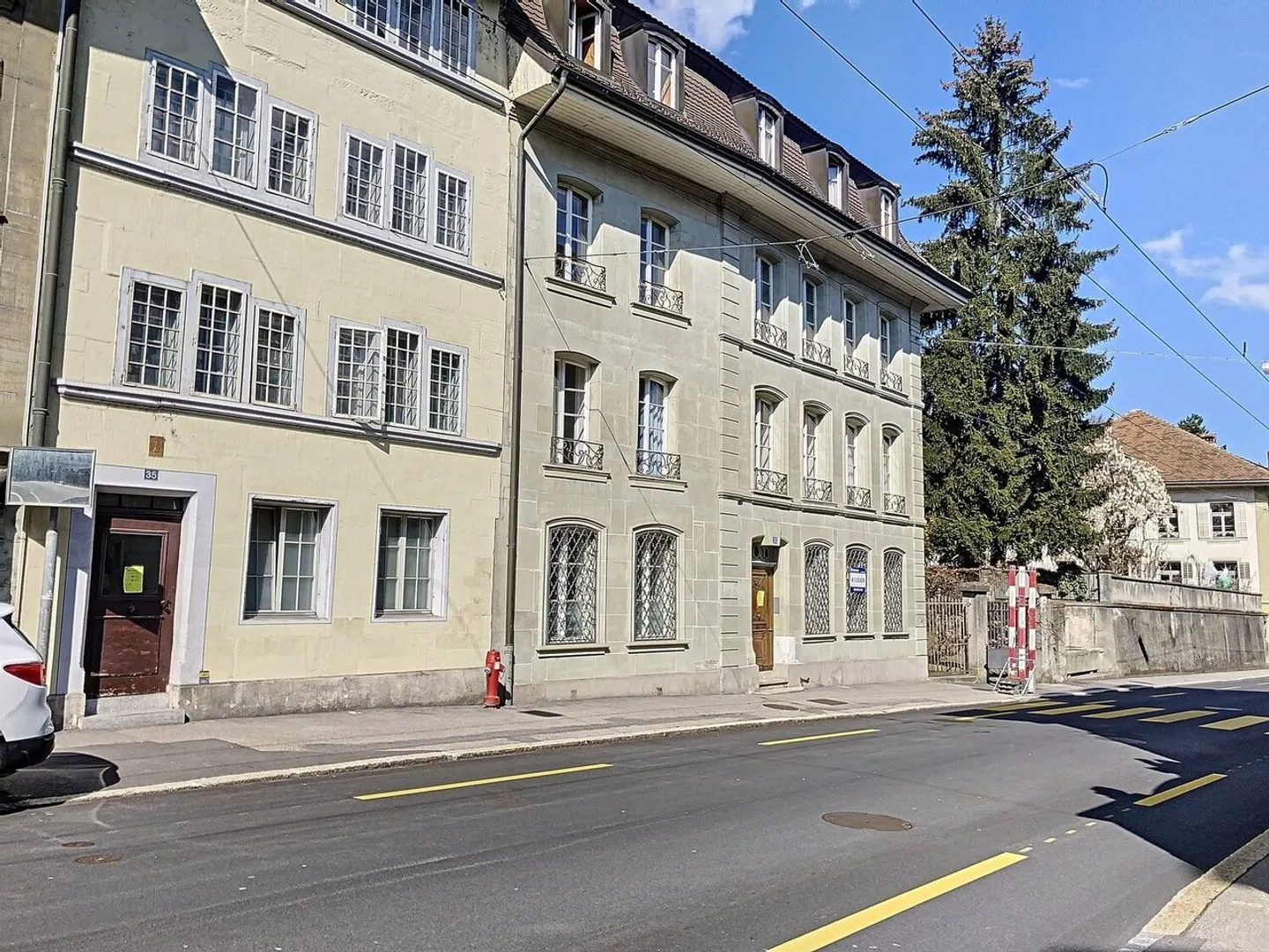 NICE ATTIC APARTMENT WITH A LOT OF CHARM! - Photo 8 of 8