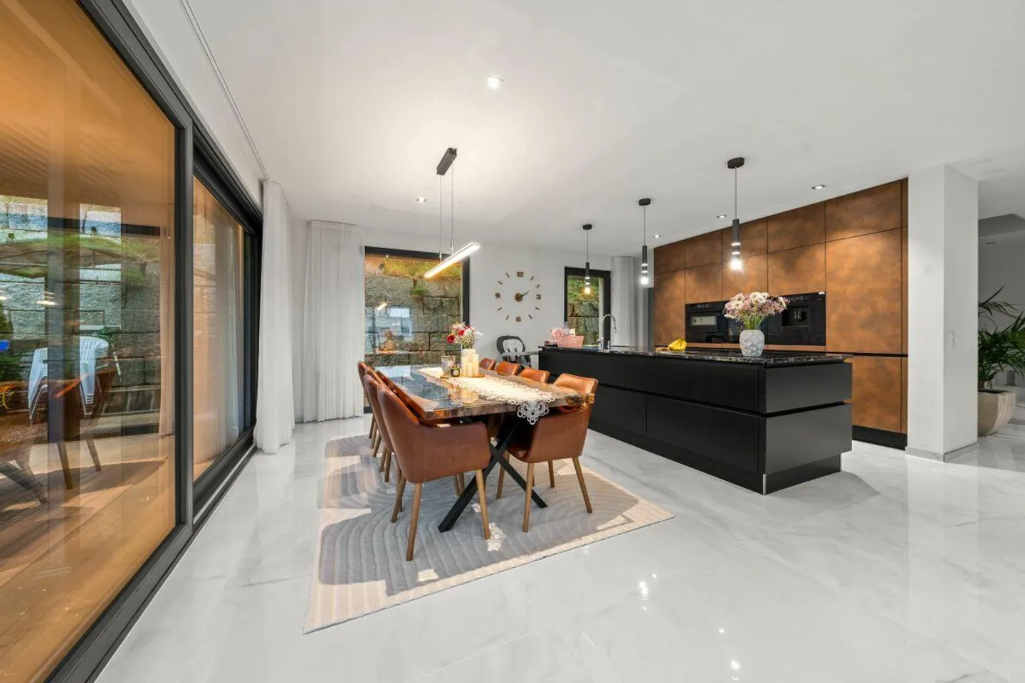 Maison individuelle luxueuse de 7,5 pièces avec beaucoup d'espace - Photo 5 sur 22