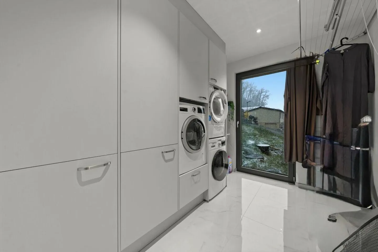Maison individuelle luxueuse de 7,5 pièces avec beaucoup d'espace - Photo 20 sur 22