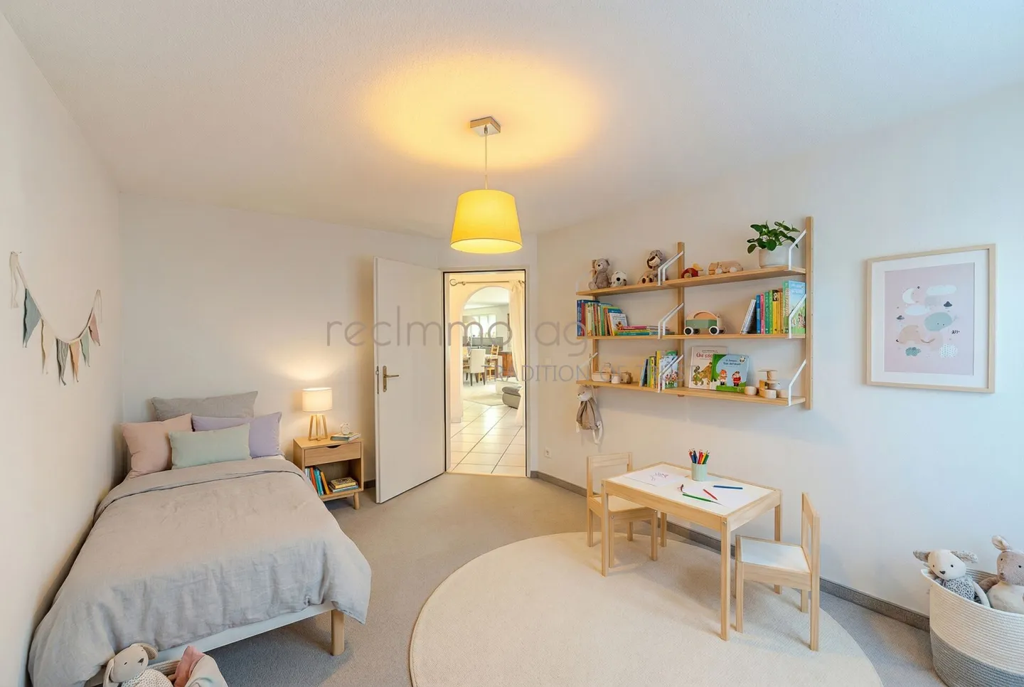 Appartamento giardino esclusivo di 4,5 locali con ampio spazio esterno - Foto 5 di 13