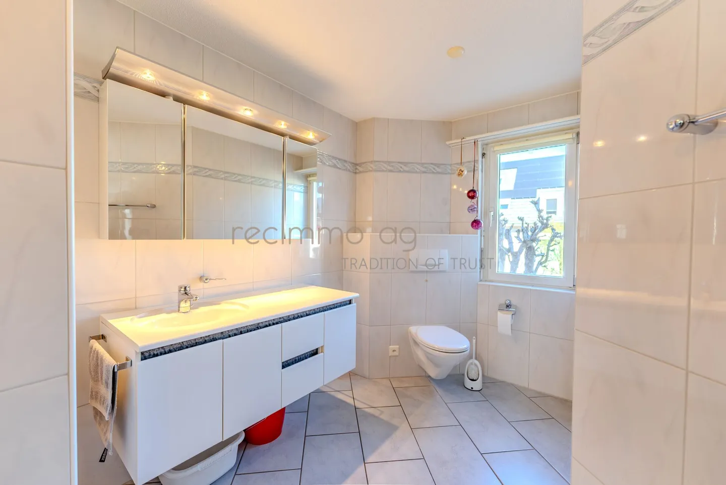 Appartamento giardino esclusivo di 4,5 locali con ampio spazio esterno - Foto 6 di 13