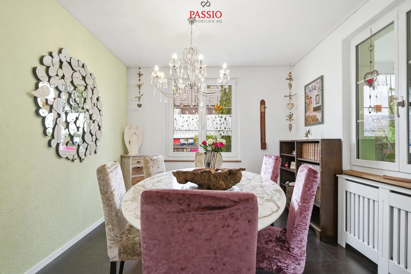 Grandiose paradis familial de 6,5 pièces avec grande extension et oasis de jardin - Photo 12 sur 53
