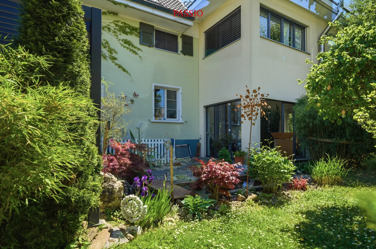 Grandiose paradis familial de 6,5 pièces avec grande extension et oasis de jardin - Photo 43 sur 53