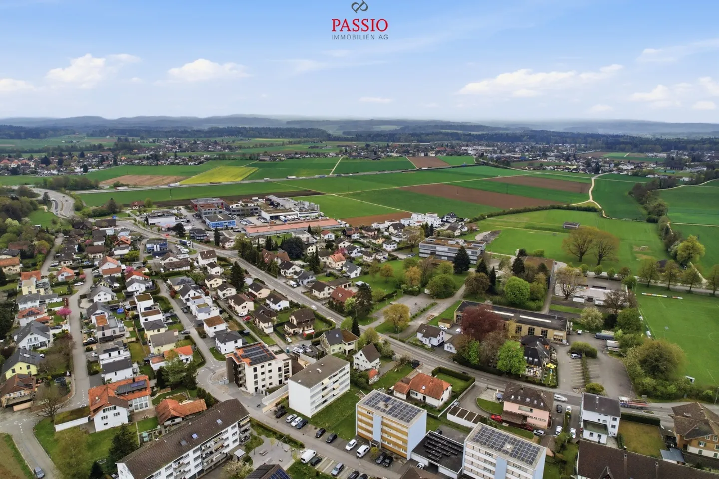 Grandiose paradis familial de 6,5 pièces avec grande extension et oasis de jardin - Photo 52 sur 53